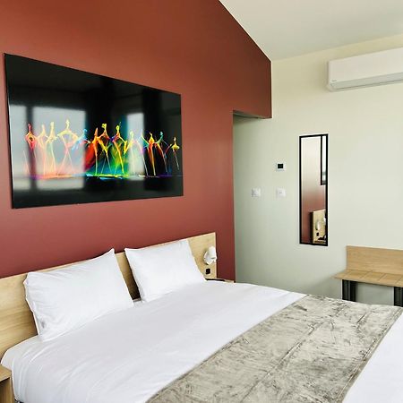 Mérignac Hotel Wood Inn Bordeaux Aeroport מראה חיצוני תמונה