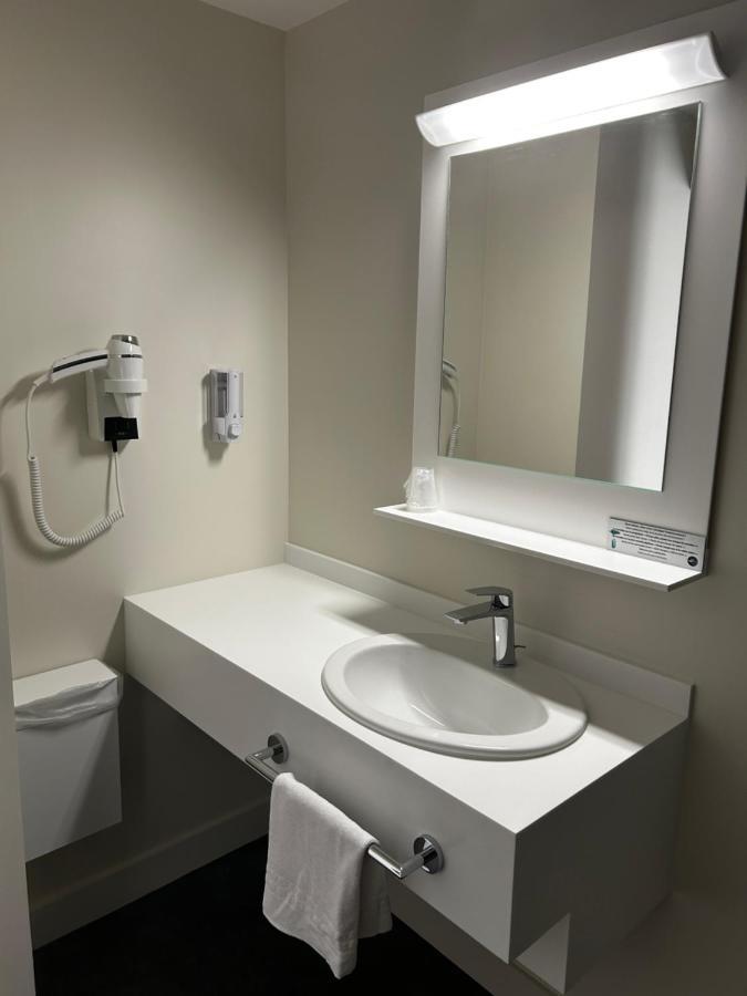 Mérignac Hotel Wood Inn Bordeaux Aeroport מראה חיצוני תמונה