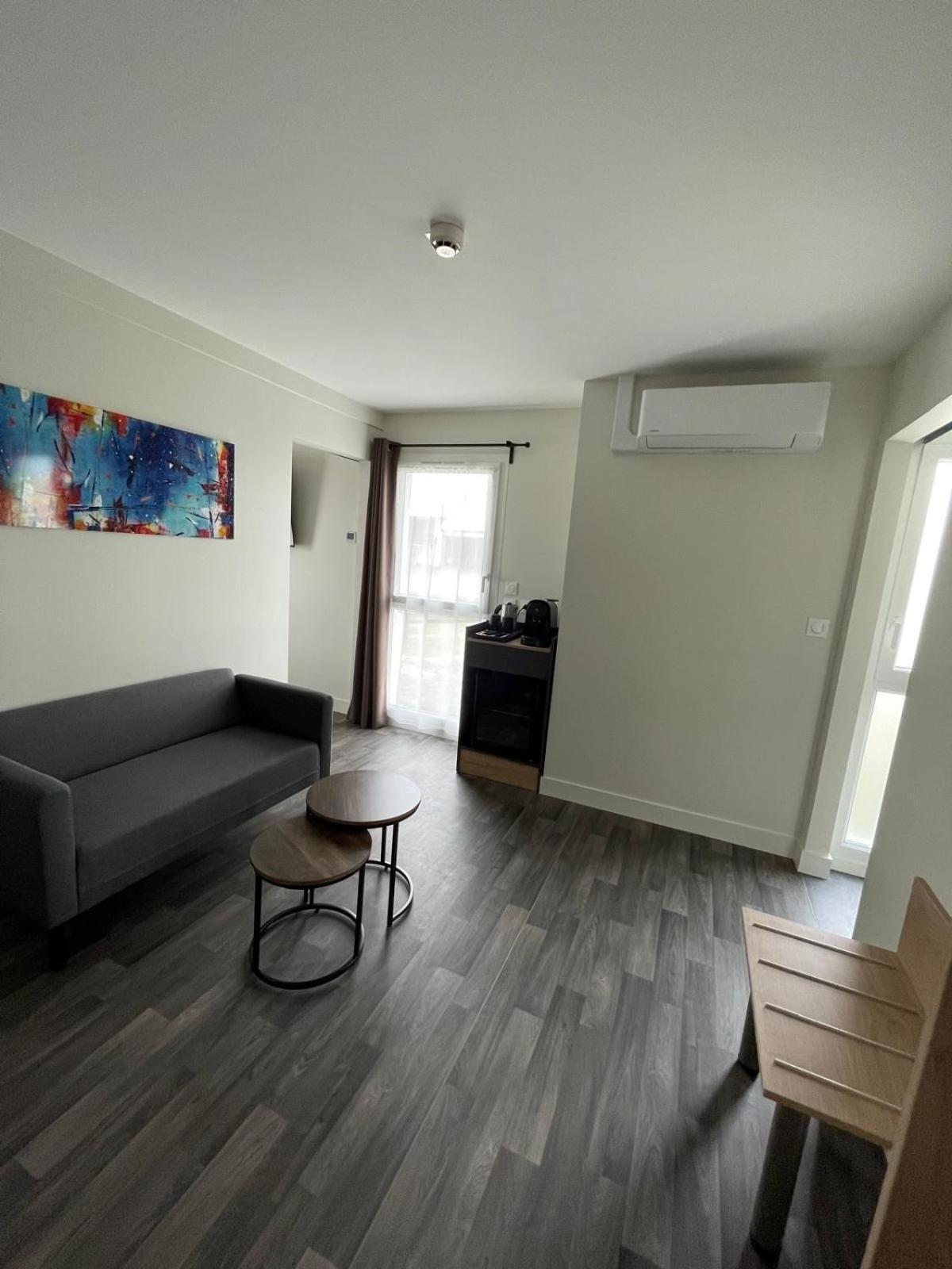 Mérignac Hotel Wood Inn Bordeaux Aeroport מראה חיצוני תמונה