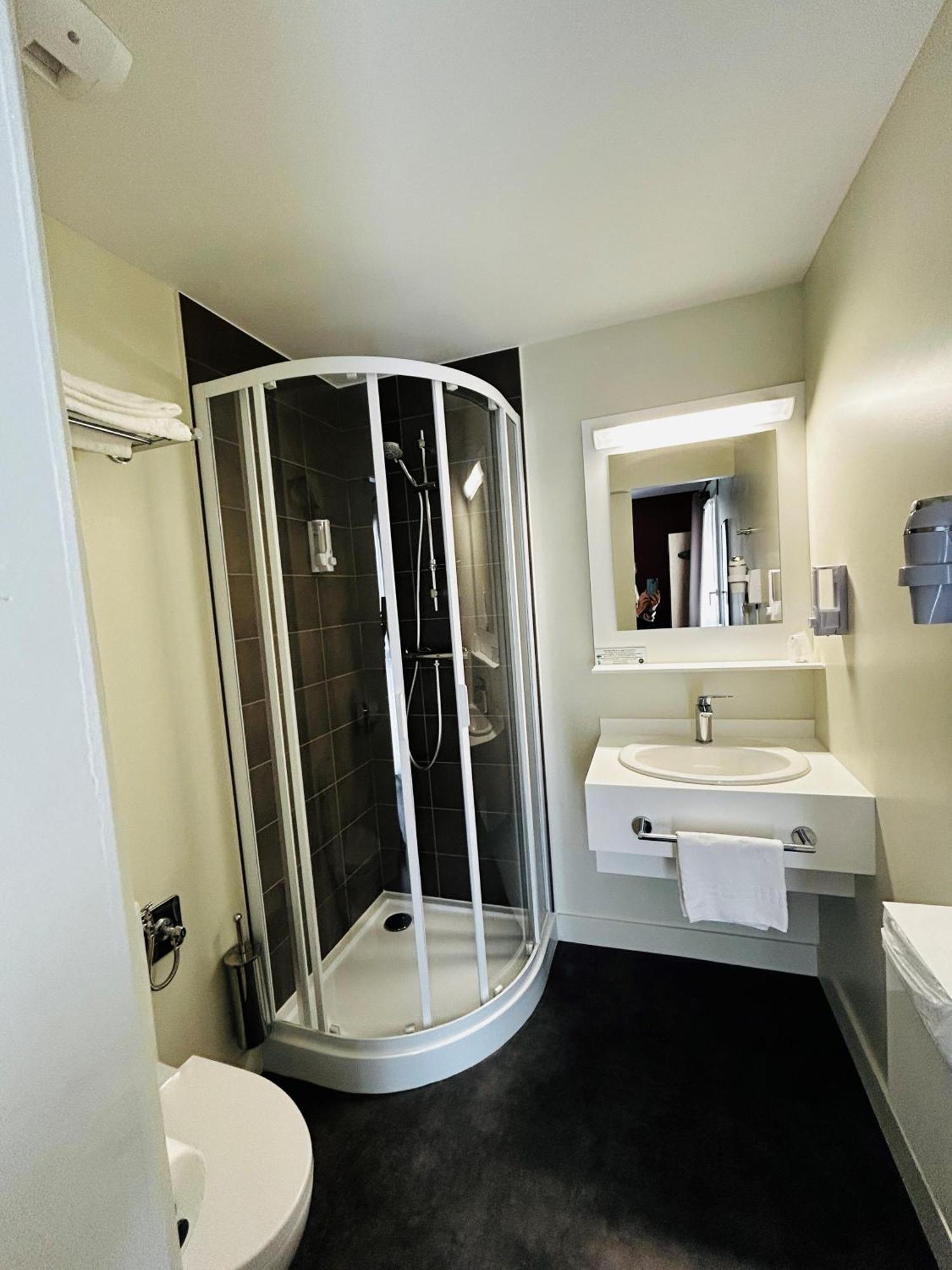 Mérignac Hotel Wood Inn Bordeaux Aeroport מראה חיצוני תמונה