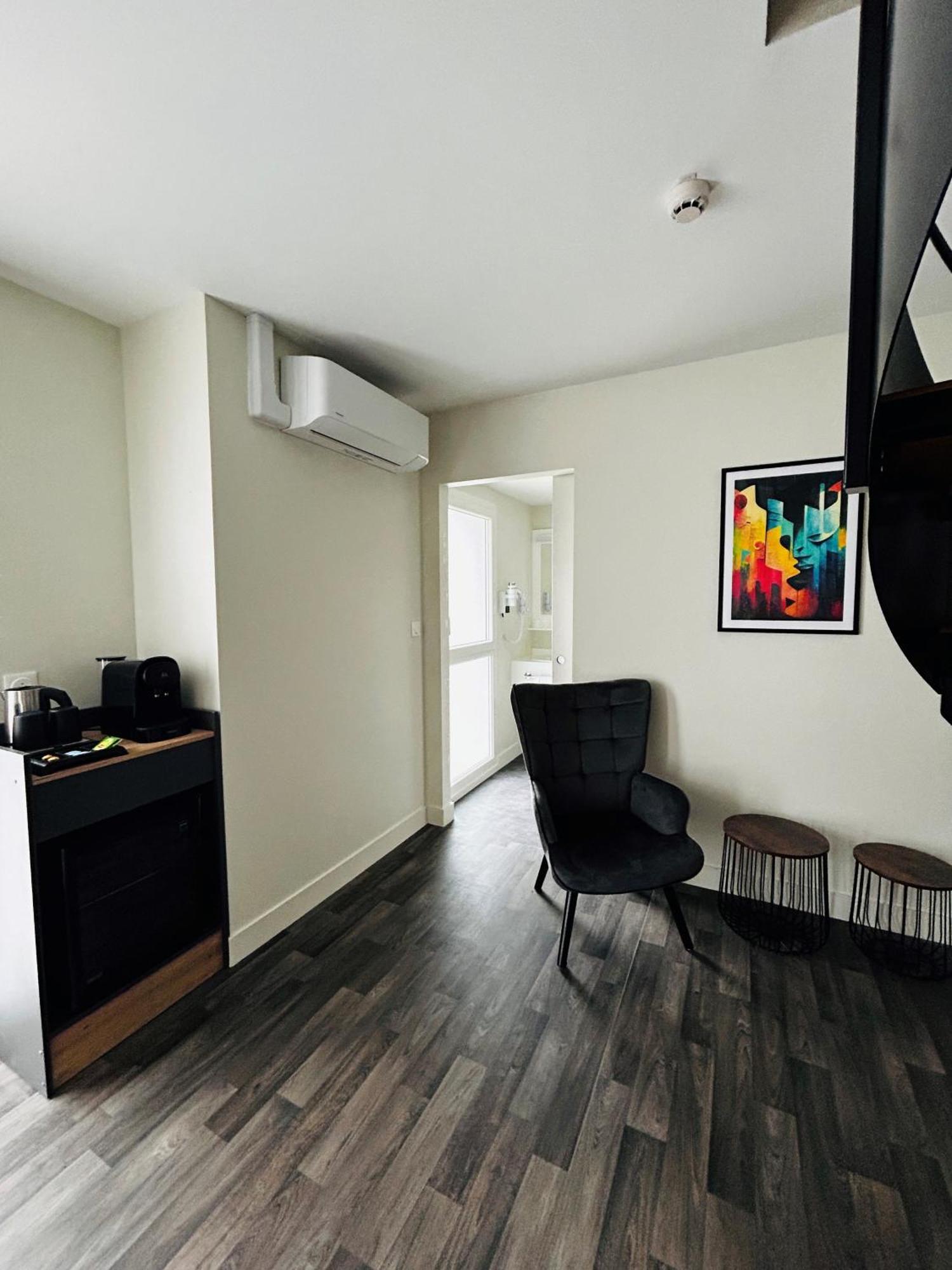 Mérignac Hotel Wood Inn Bordeaux Aeroport מראה חיצוני תמונה